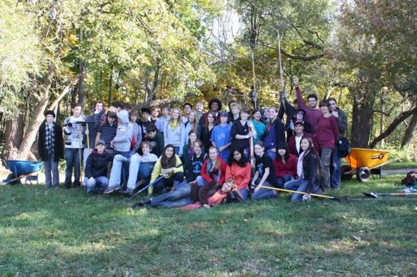 Community-High-School-group-shot-park-invasive-species-cleanup.jpg